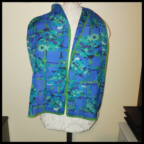 Vintage Oscar De La Renta Scarf - Picture 2 of 6